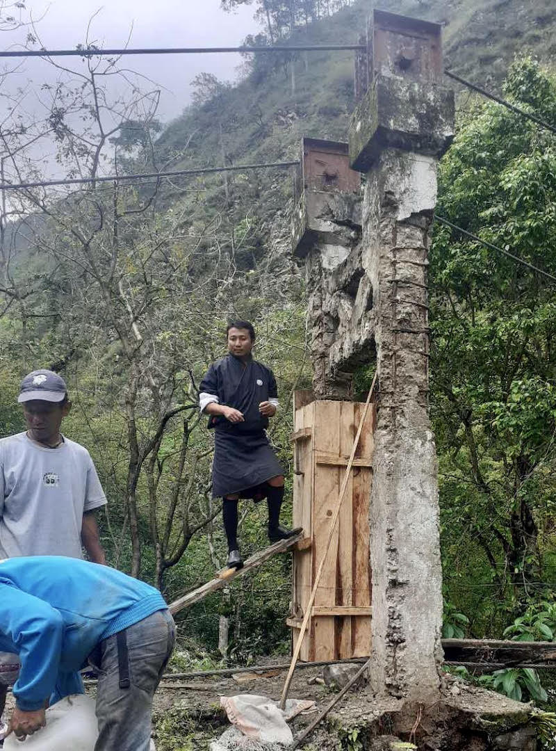 Restoration of a TBT trail bridge