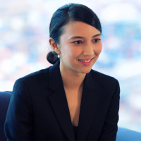 Ashna Lazatin headshot 