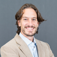 Dr. Jeffrey Reeves