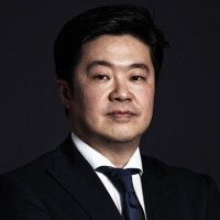 Michael Kim headshot