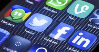 Social media share buttons on tablet