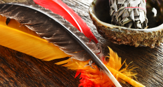 Traditional Feathers and Smudge Bowl 