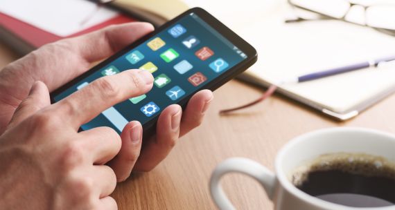 Reading news on device