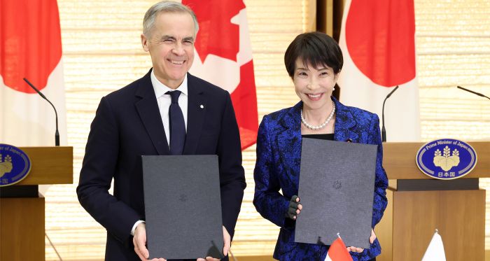 Canadian Prime Minister Mark Carney and Japanese Prime Minister Sanae Takaichi 
