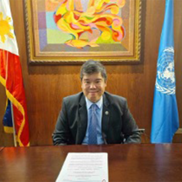 Eduardo José A. de Vega Headshot