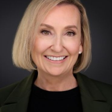 Jan De Silva Headshot